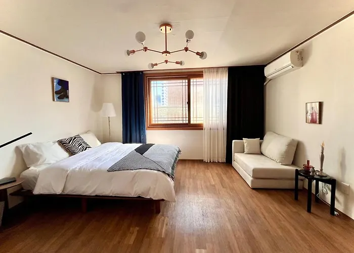 Daire Premium Penthouse - Dazzling Sunshine, Artistic Interior *