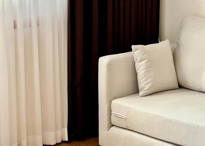 Premium Penthouse - Dazzling Sunshine, Artistic Interior Daire